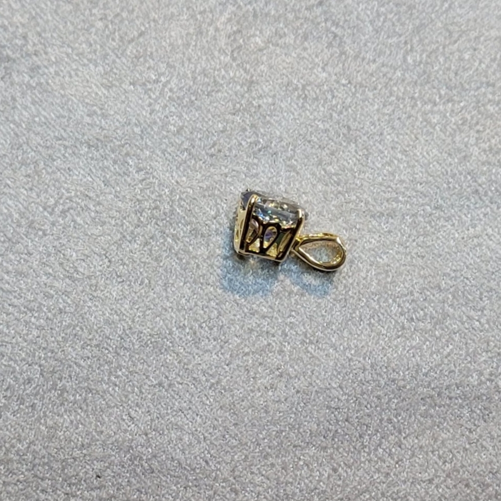 Elegant 14K Yellow Gold Neptune Topaz Pendant - Picture 12 of 14